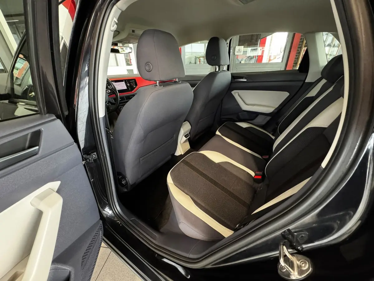 1.0 TSI Beats*PDC V+A*Cruise Control*Virtual cockpit*App-Connect*
