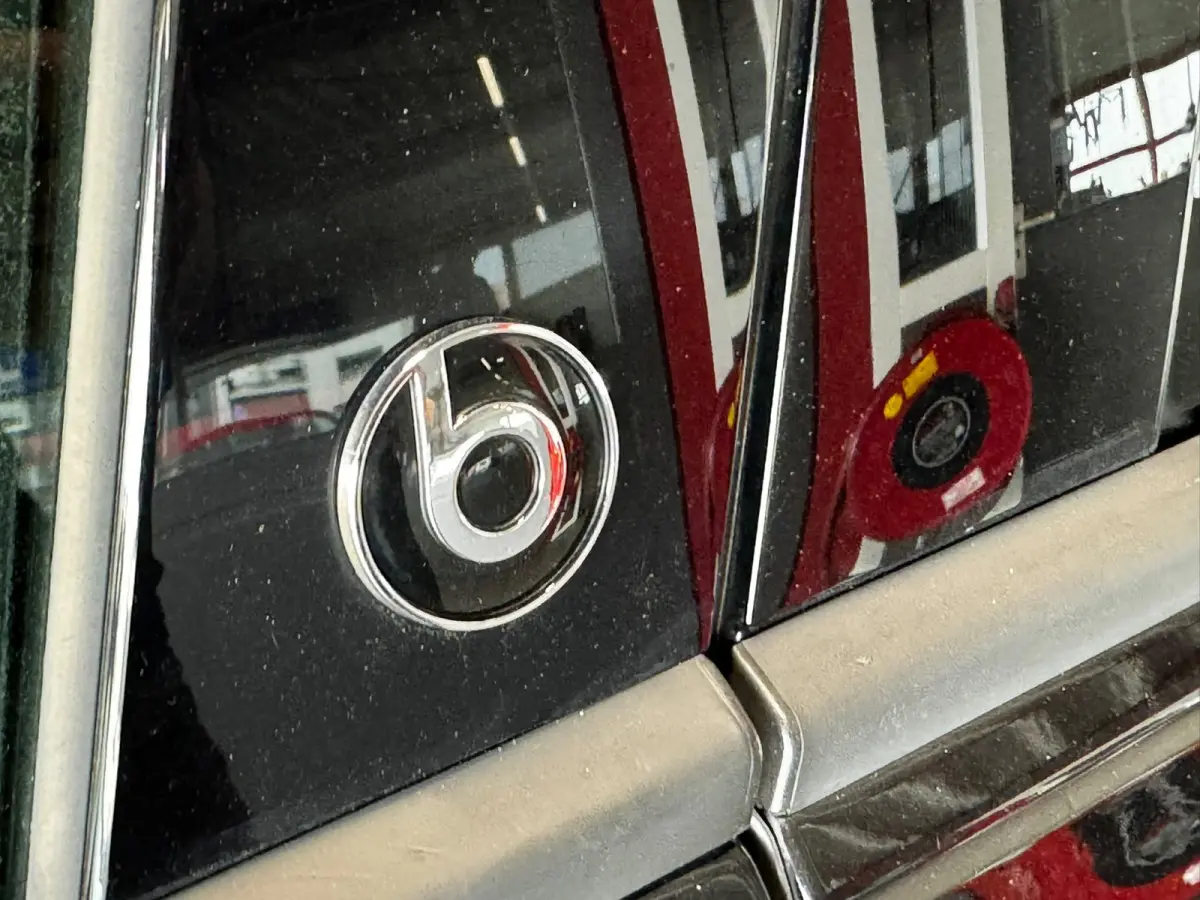 1.0 TSI Beats*PDC V+A*Cruise Control*Virtual cockpit*App-Connect*