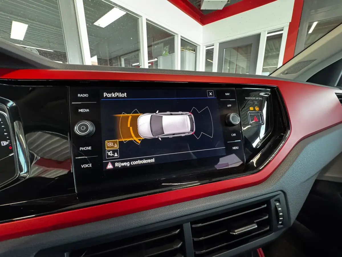 1.0 TSI Beats*PDC V+A*Cruise Control*Virtual cockpit*App-Connect*