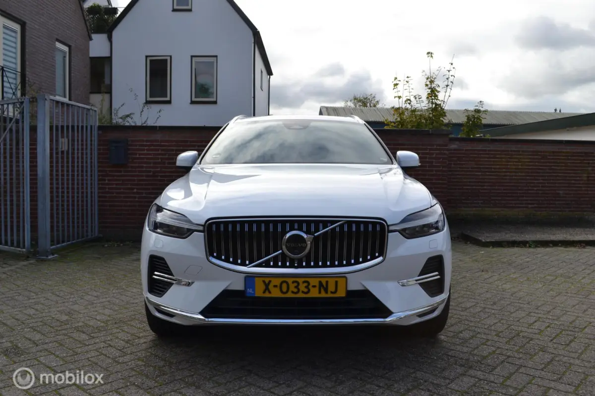 2.0 T6 Plug-in hybrid AWD Ultimate Bright | Head-up | Stoel + Stuurverwarming | Trekhaak | 360 gr camera | HK Audio |