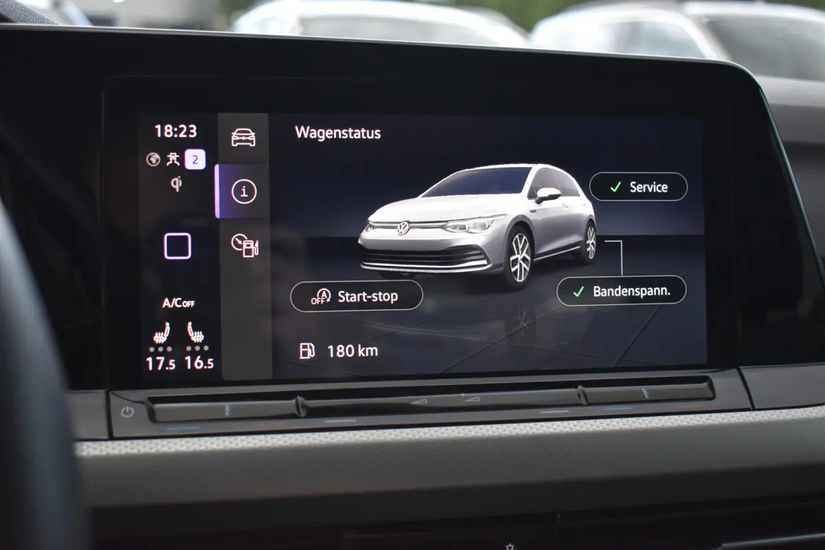 1.5 eTSI R-Line ACC DCC Carplay Camera Sfeer Trekhaak