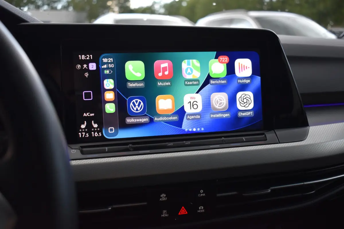 1.5 eTSI R-Line ACC DCC Carplay Camera Sfeer Trekhaak