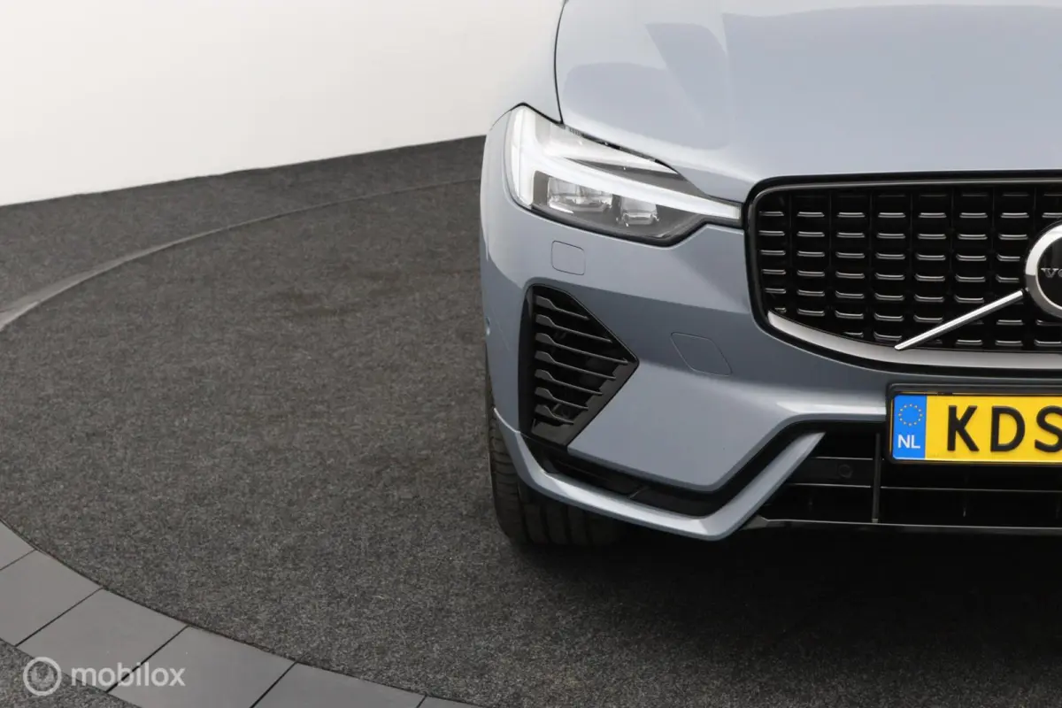 2.0 T6 Plug-in hybrid AWD Plus Dark | Trekhaak | Pano | SOH 96.3 | 360cam | Adapt. Cruise