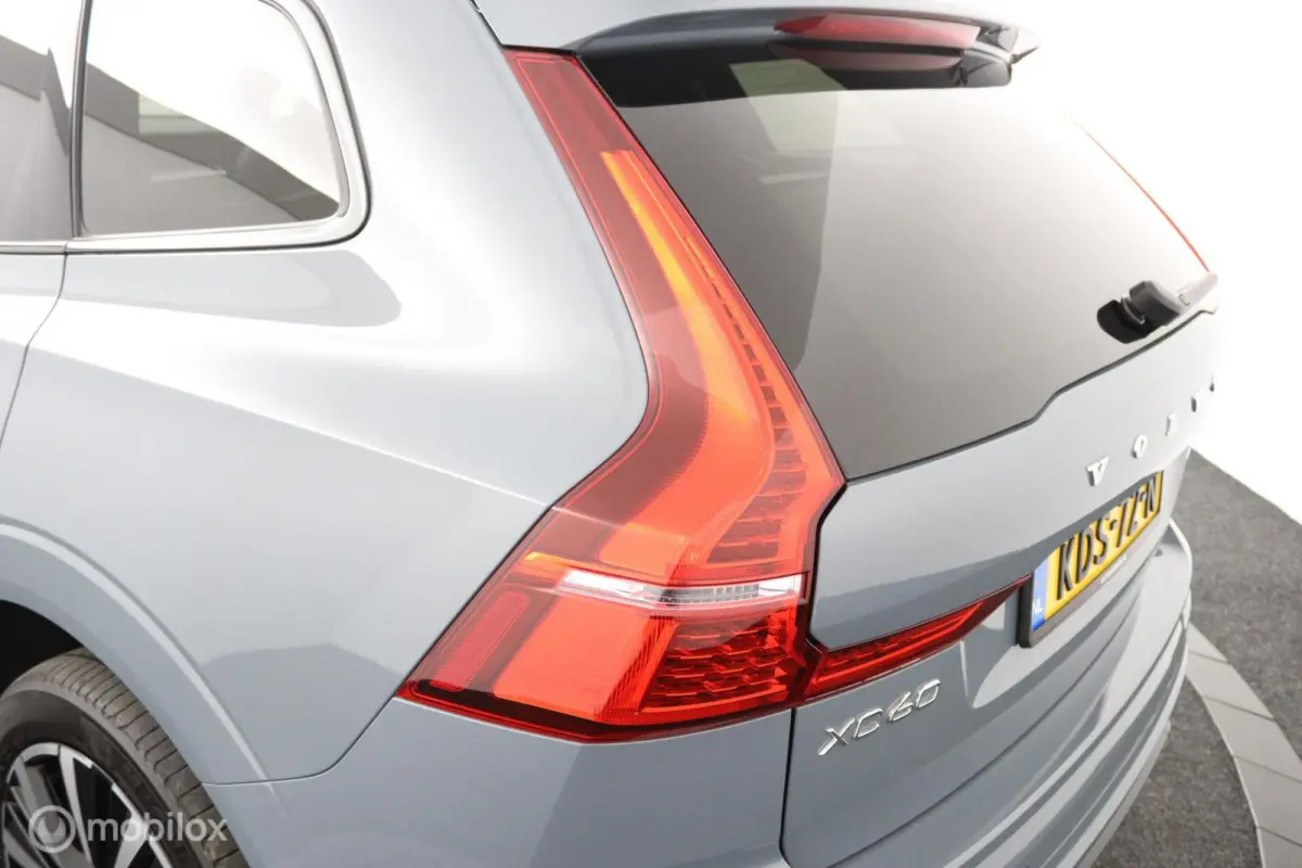 2.0 T6 Plug-in hybrid AWD Plus Dark | Trekhaak | Pano | SOH 96.3 | 360cam | Adapt. Cruise