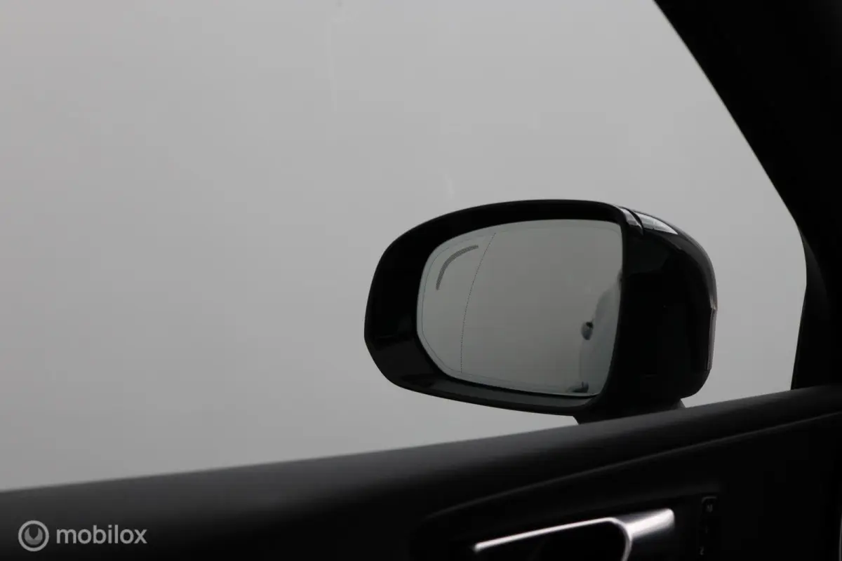2.0 T6 Plug-in hybrid AWD Plus Dark | Trekhaak | Pano | SOH 96.3 | 360cam | Adapt. Cruise