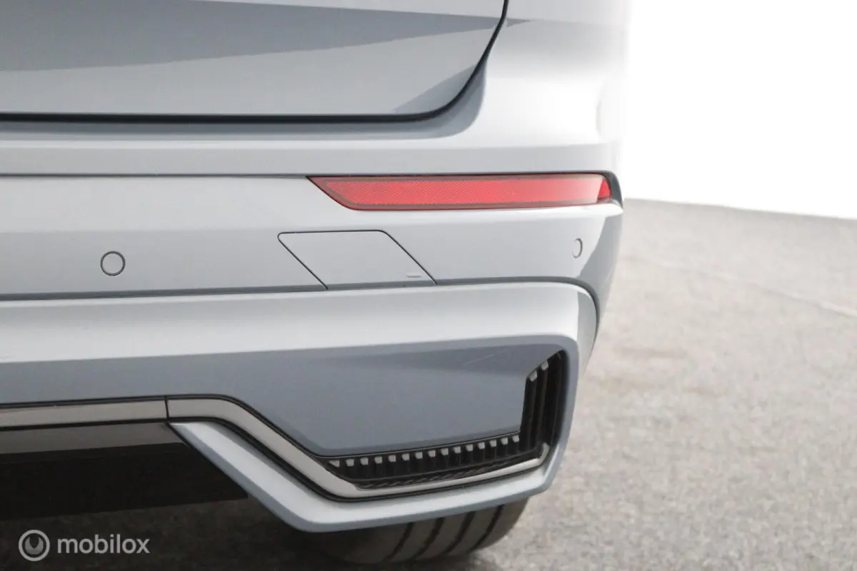 2.0 T6 Plug-in hybrid AWD Plus Dark | Trekhaak | Pano | SOH 96.3 | 360cam | Adapt. Cruise