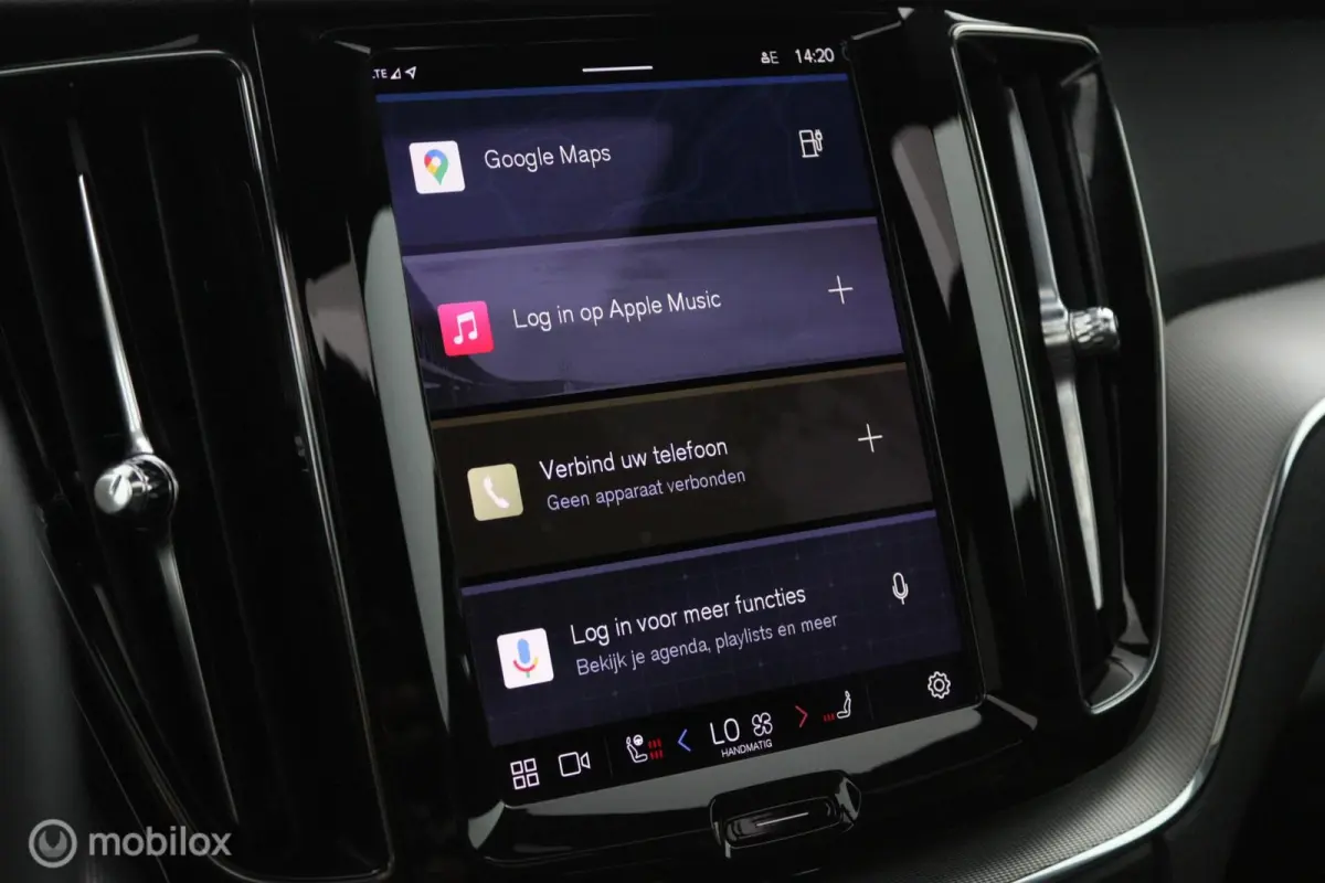 2.0 T6 Plug-in hybrid AWD Plus Dark | Trekhaak | Pano | SOH 96.3 | 360cam | Adapt. Cruise