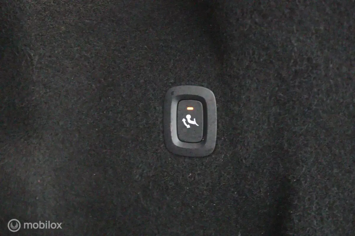 2.0 T6 Plug-in hybrid AWD Plus Dark | Trekhaak | Pano | SOH 96.3 | 360cam | Adapt. Cruise
