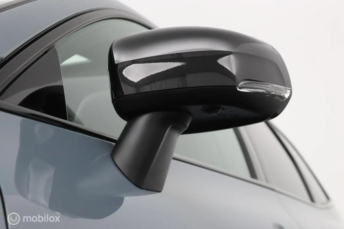 2.0 T6 Plug-in hybrid AWD Plus Dark | Trekhaak | Pano | SOH 96.3 | 360cam | Adapt. Cruise