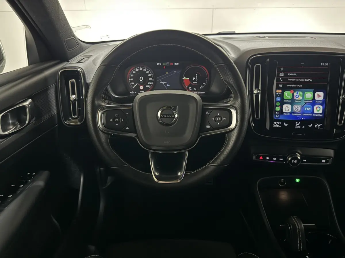 1.5 T5 R-Design Carplay Navi Cruise Camera Trekh.