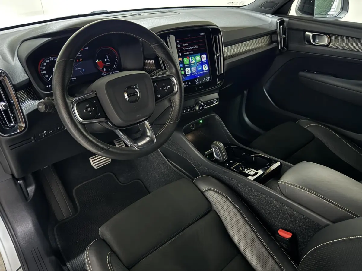 1.5 T5 R-Design Carplay Navi Cruise Camera Trekh.