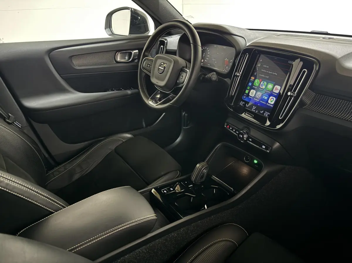 1.5 T5 R-Design Carplay Navi Cruise Camera Trekh.