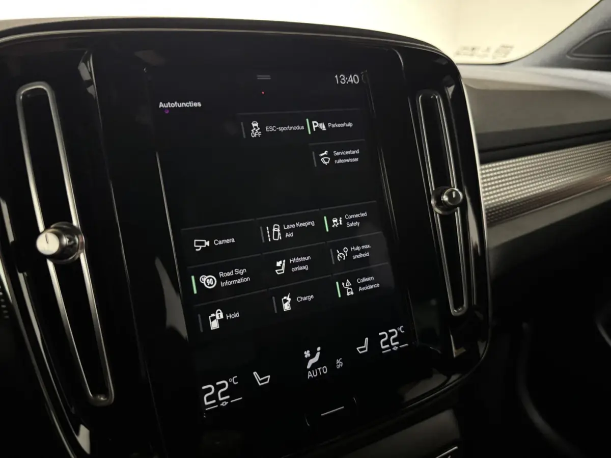 1.5 T5 R-Design Carplay Navi Cruise Camera Trekh.