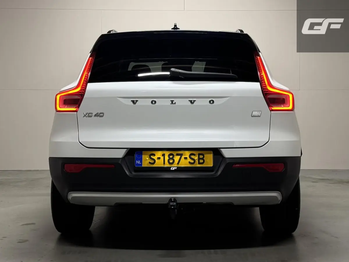 1.5 T5 R-Design Carplay Navi Cruise Camera Trekh.