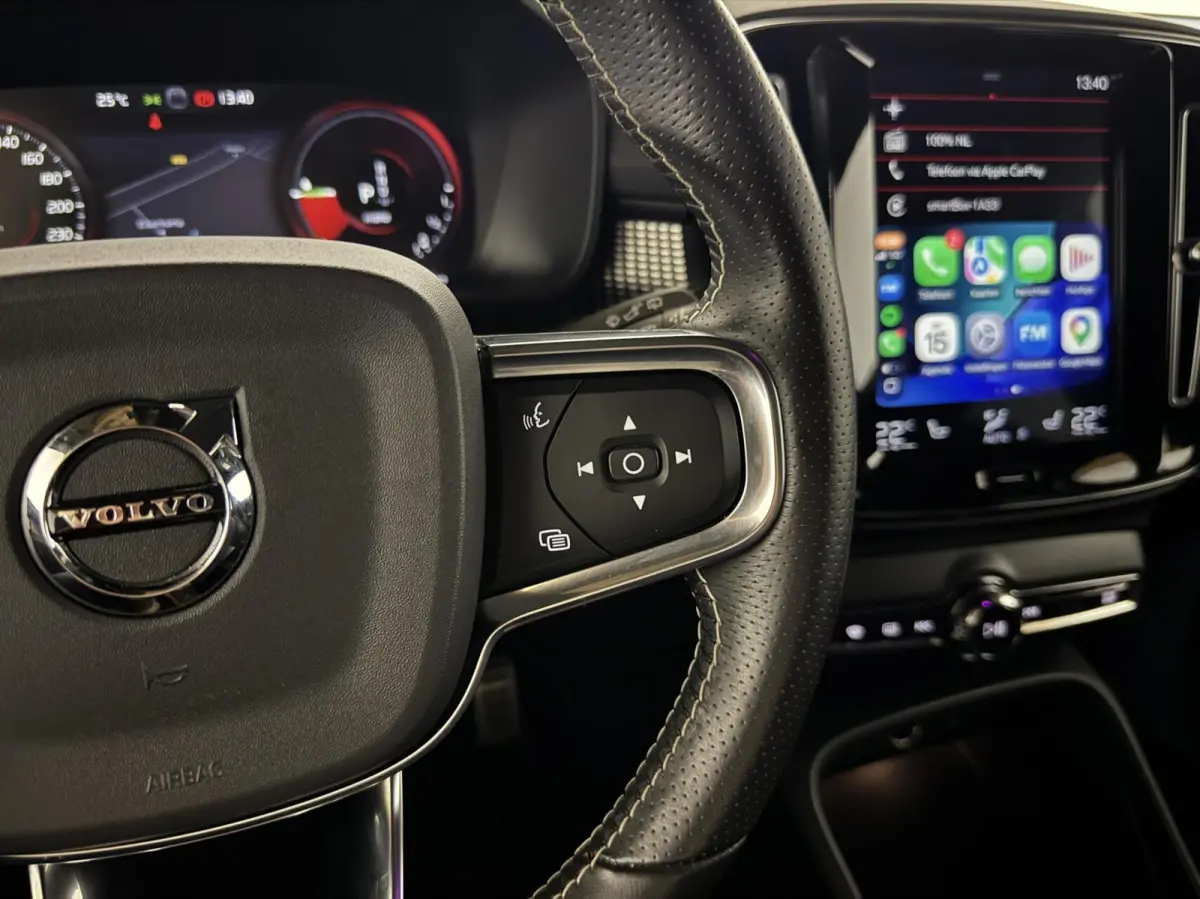 1.5 T5 R-Design Carplay Navi Cruise Camera Trekh.
