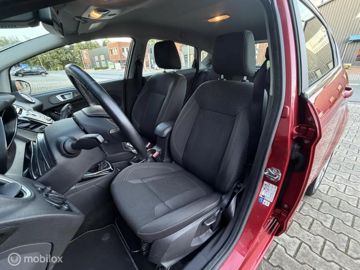 1.0 EcoBoost Titanium Nieuwe Distributieriem