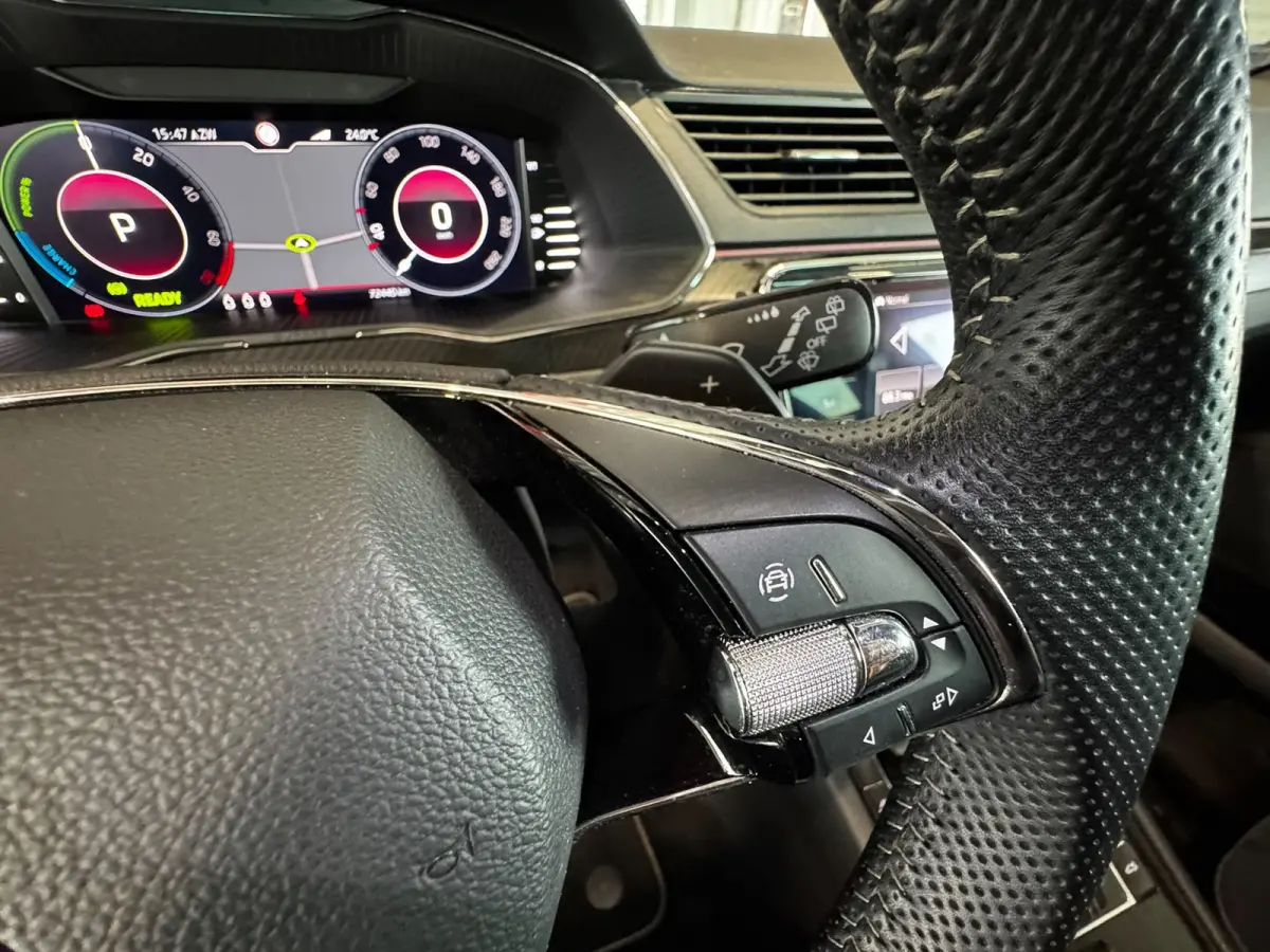 1.4 TSI iV Sportline Business*Camera*Stoel/stuurverwarming*LED*Cruise Control*