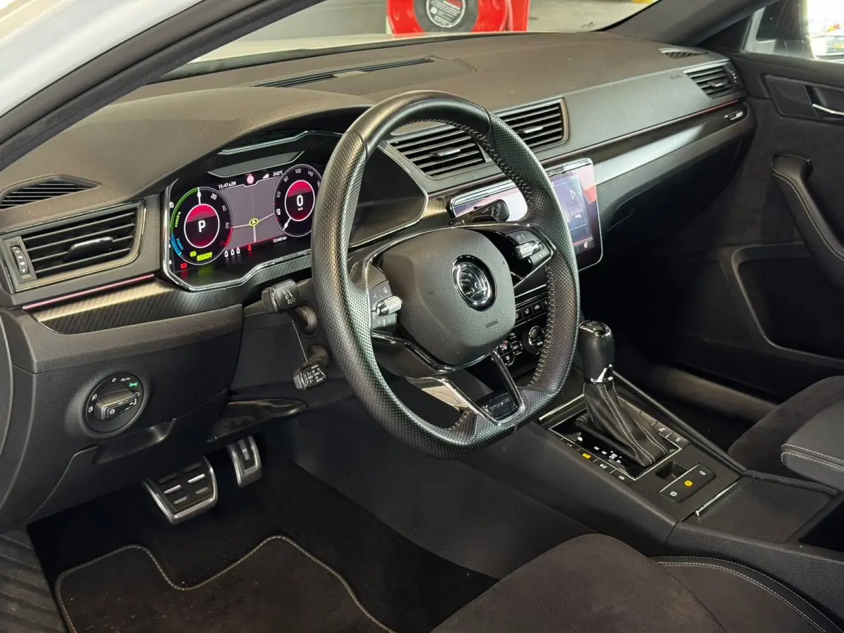 1.4 TSI iV Sportline Business*Camera*Stoel/stuurverwarming*LED*Cruise Control*