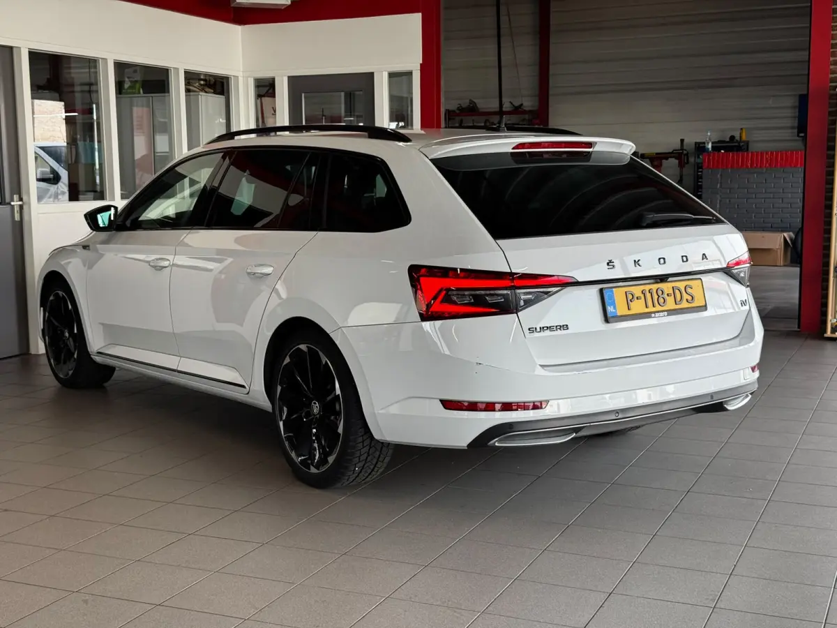 1.4 TSI iV Sportline Business*Camera*Stoel/stuurverwarming*LED*Cruise Control*