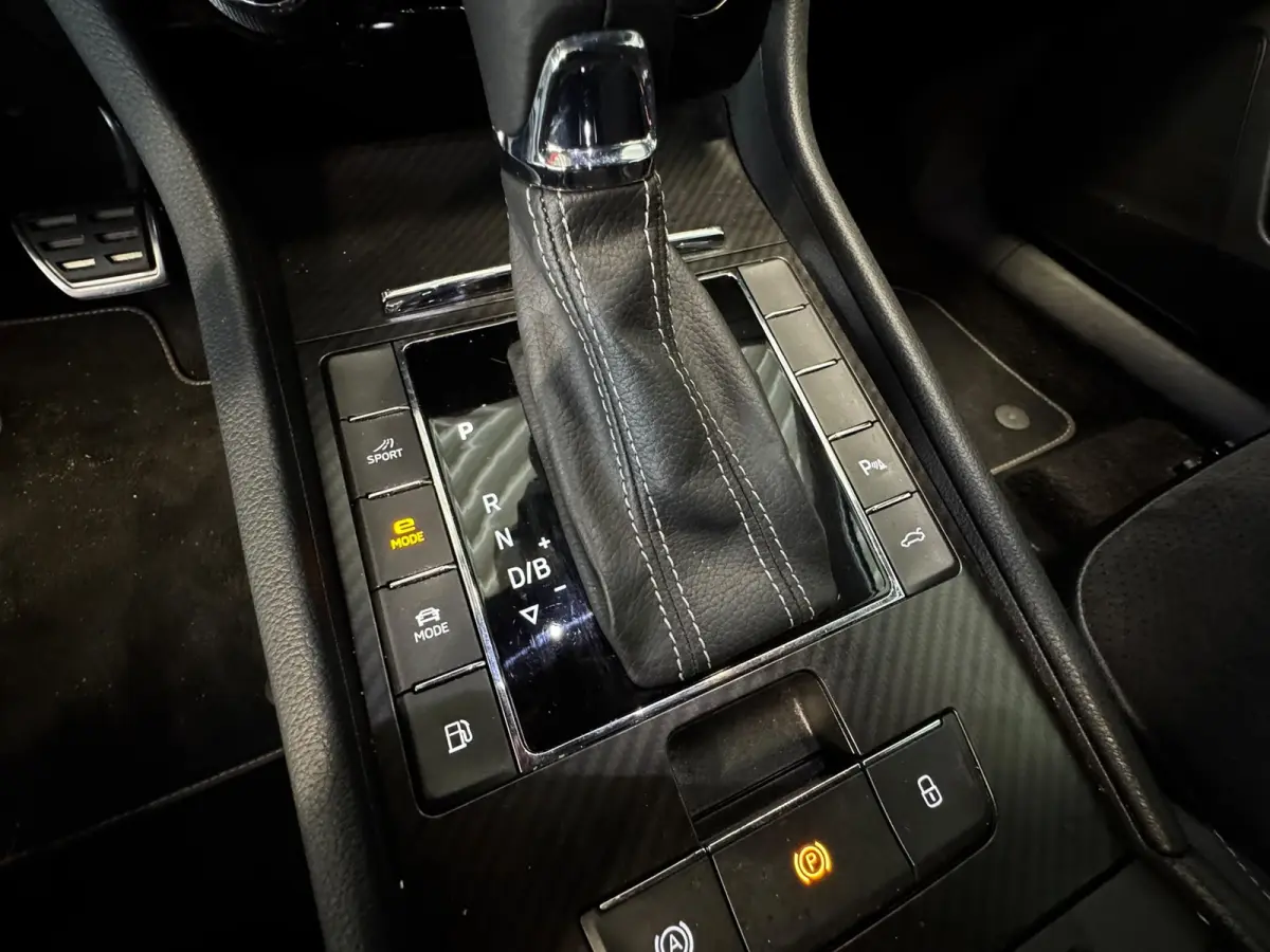 1.4 TSI iV Sportline Business*Camera*Stoel/stuurverwarming*LED*Cruise Control*