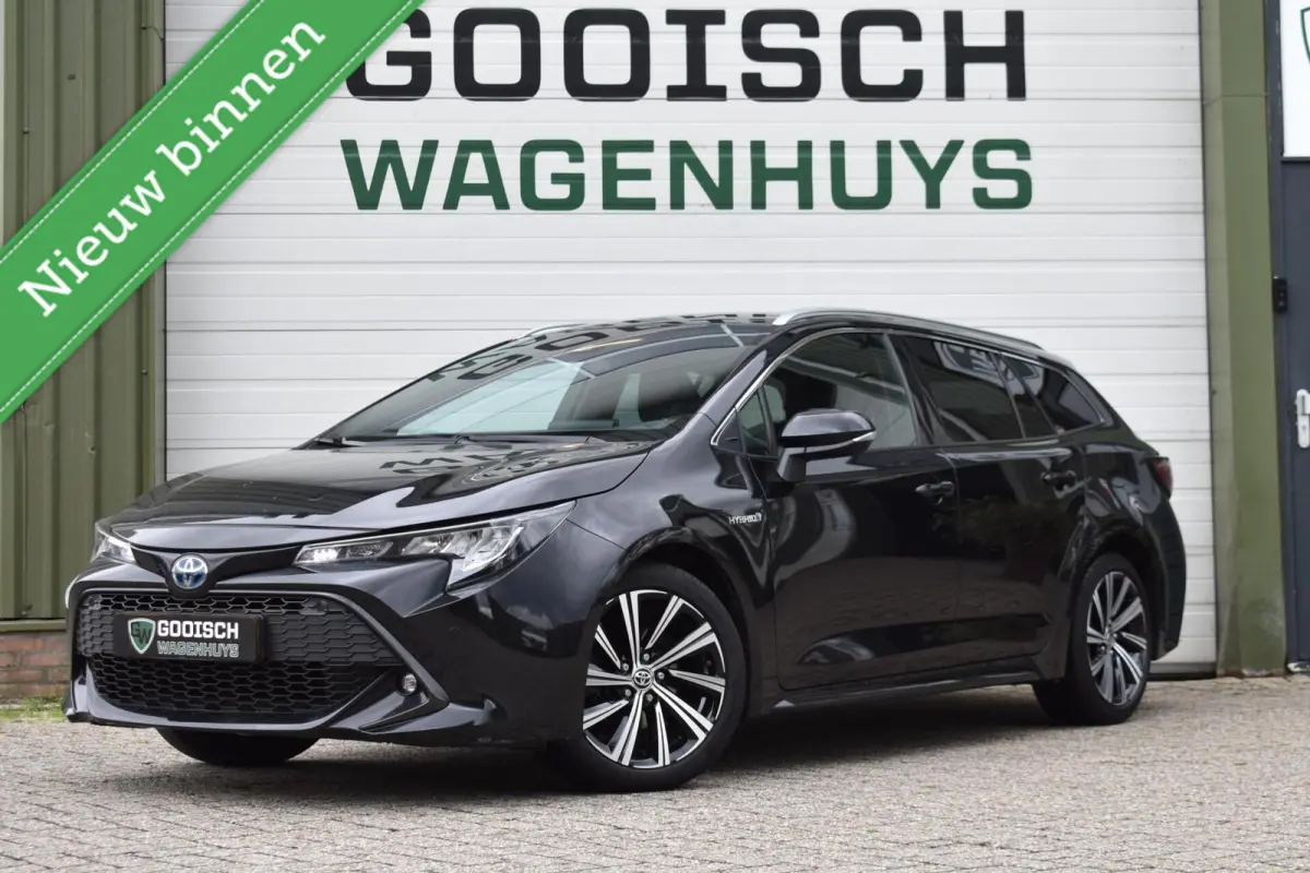 1.8 Hybrid Business Plus | Carplay | Stoelverwarming | Camera |