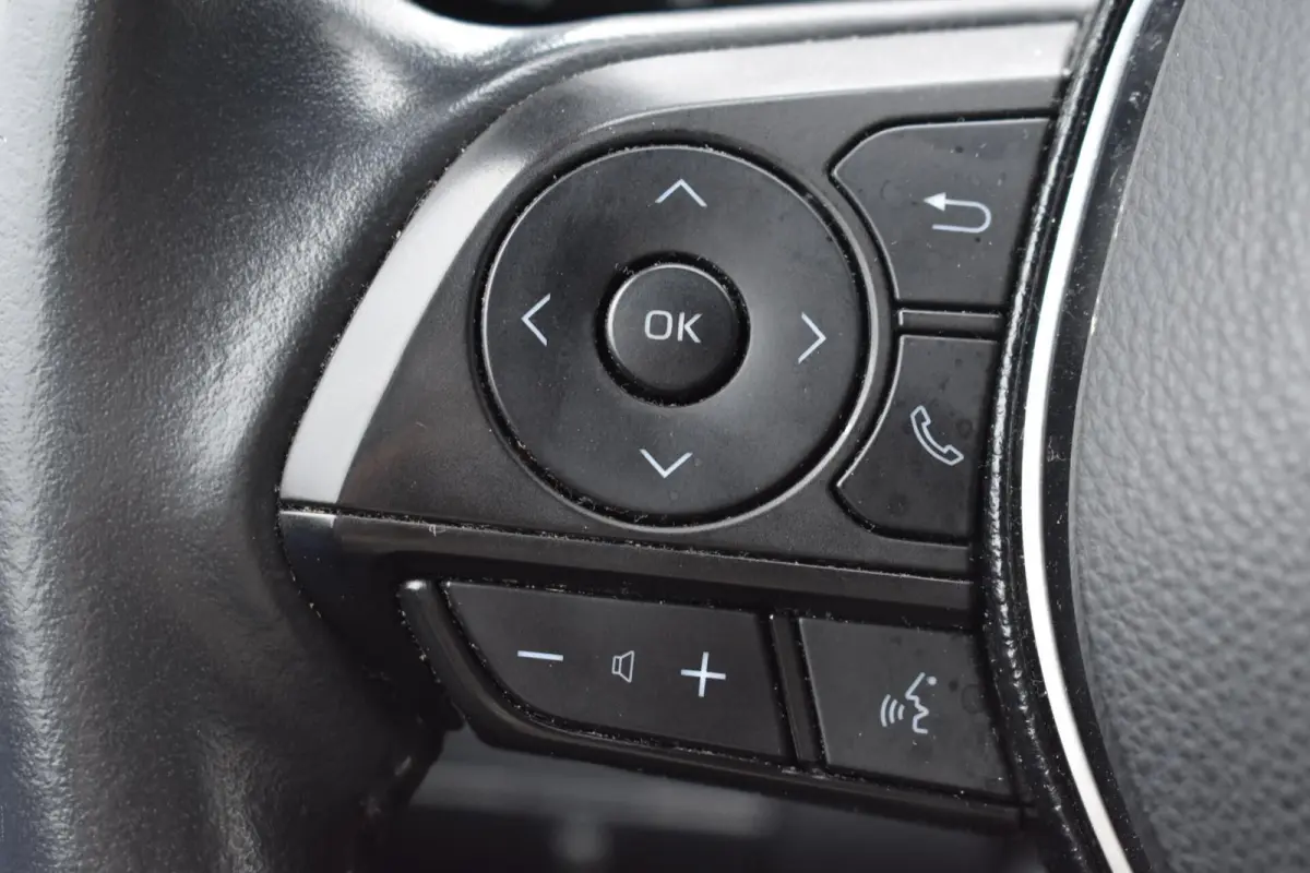 1.8 Hybrid Business Plus | Carplay | Stoelverwarming | Camera |