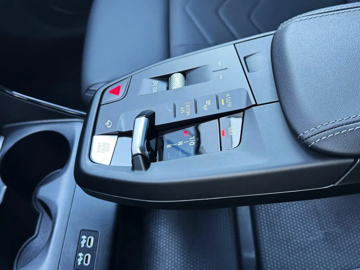 xDrive25e/ X-Line /Leder/Aut/Keyless /Camera/Cruise/Carplay