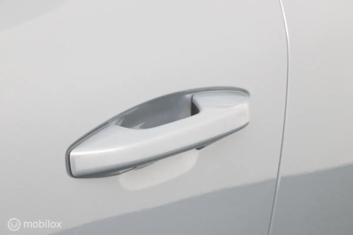 1.5 T5 Plug-in Hybrid Ultimate Dark | Pano | 360° | Harman Kardon | Adapt. Cruise | Keyless