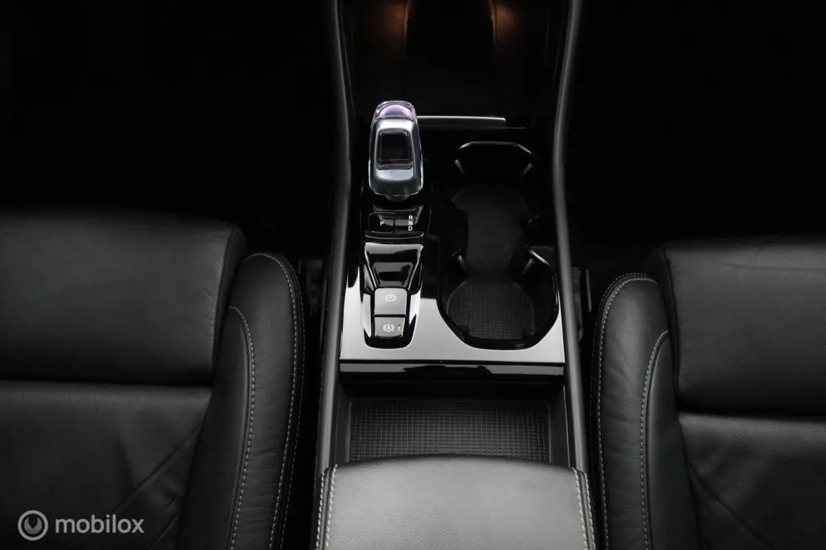 1.5 T5 Plug-in Hybrid Ultimate Dark | Pano | 360° | Harman Kardon | Adapt. Cruise | Keyless