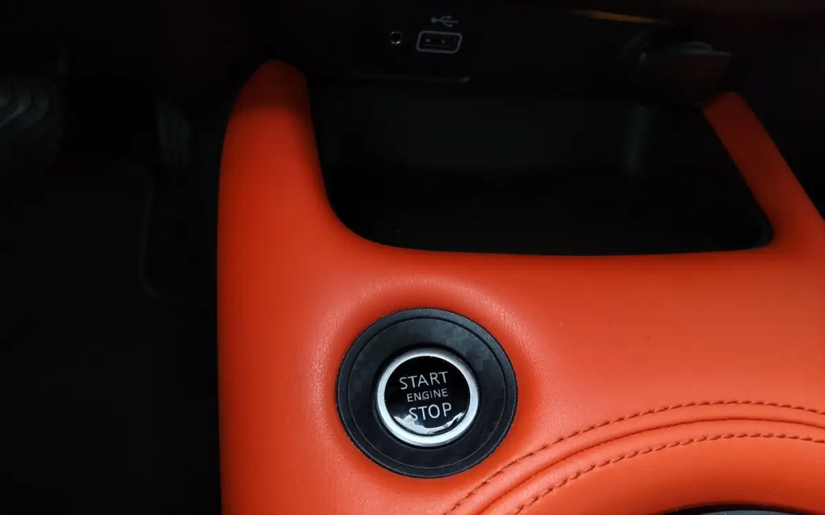 1.0 DIG-T N-Design|AUTOMAAT-BOSE-LEDER|16.000km!