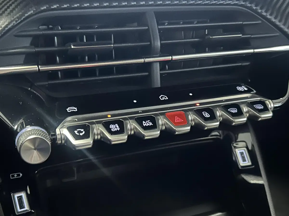 EV Allure Avantage 54 kWh | Camera | Cruise Control | Navigatie | Apple CarPlay/Android Auto