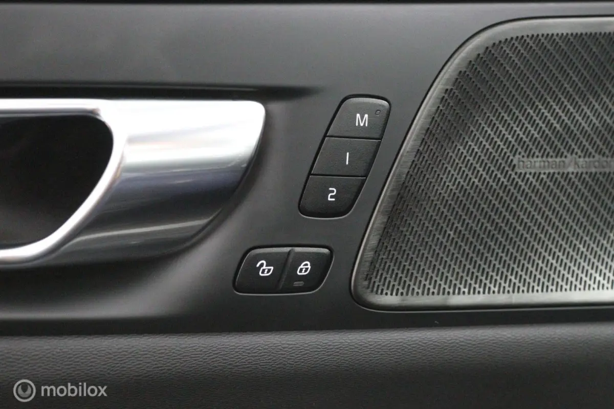 2.0 B4 Ultra Dark | Pano | 360° | Harman Kardon | Adapt. Cruise | HUD | Keyless