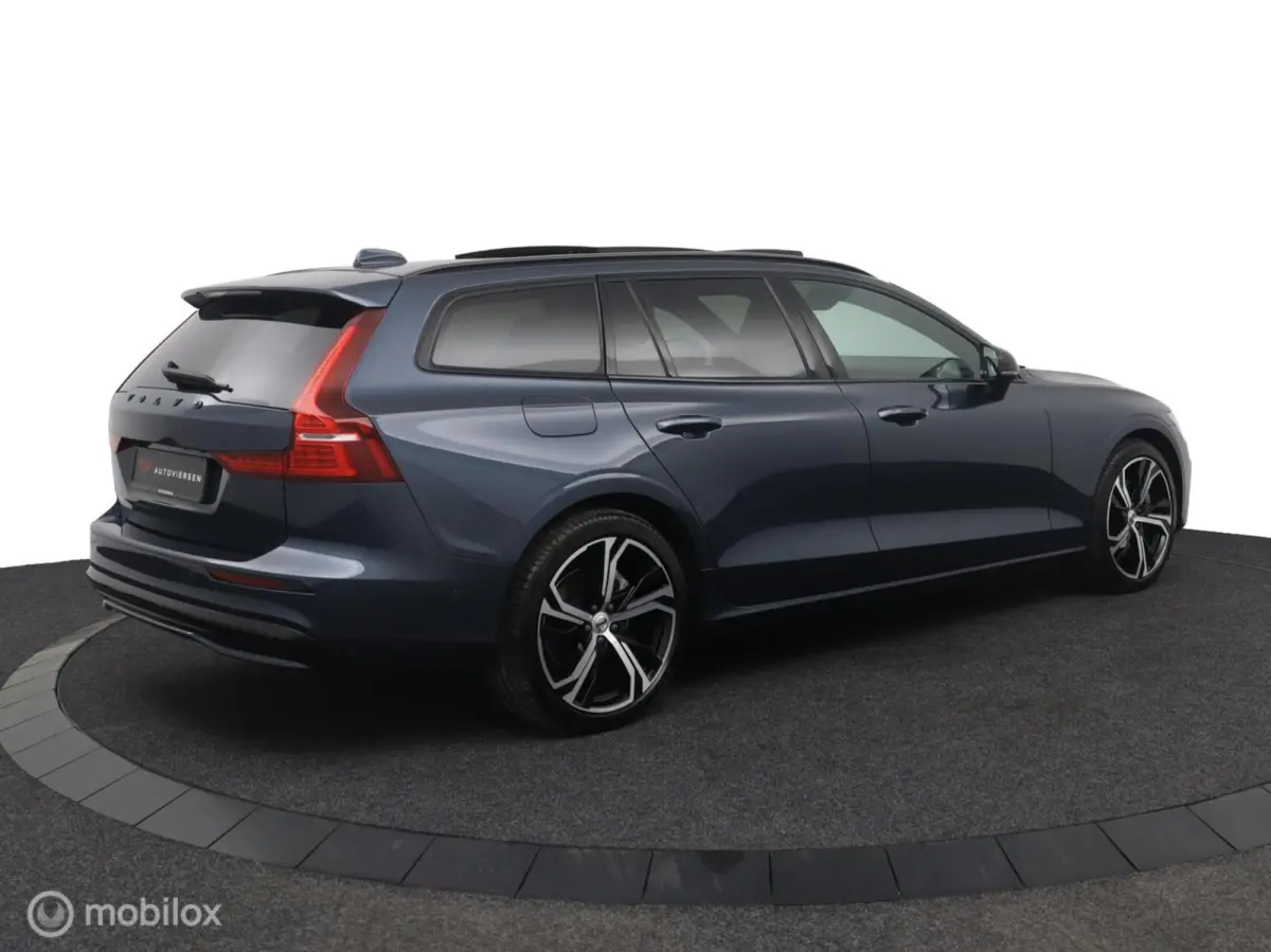 2.0 B4 Ultra Dark | Pano | 360° | Harman Kardon | Adapt. Cruise | HUD | Keyless