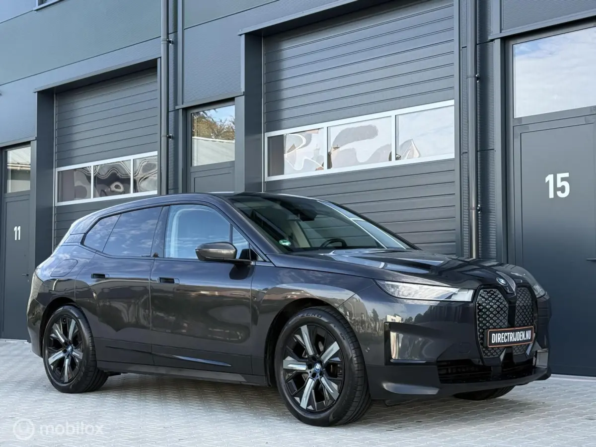 xDrive40 | Trekhaak | H/K | Beurt + banden | SOH 95%