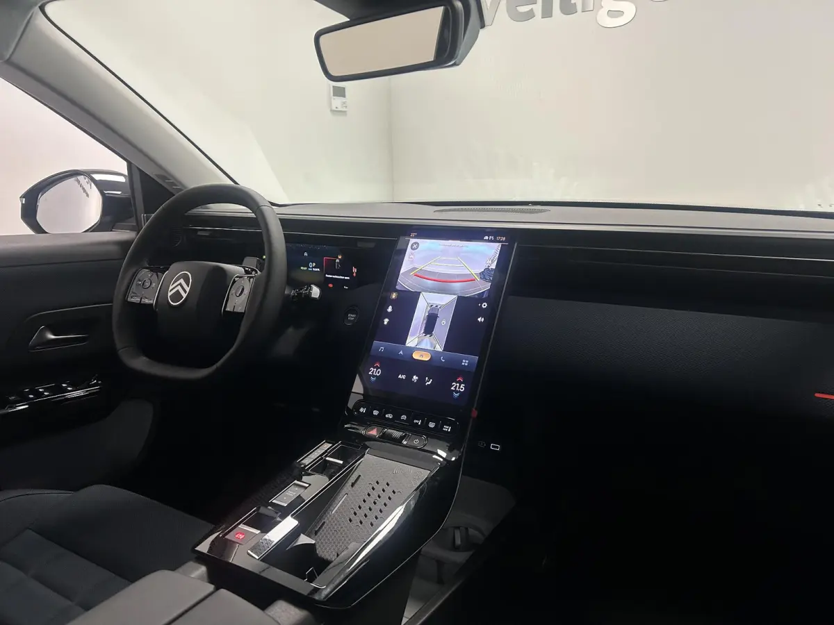 1.6 Plug-In Hybrid 195 Business | Elektrische stoelen | 360 Camera | Adaptieve Cruise Control | Apple Carplay/Android Auto