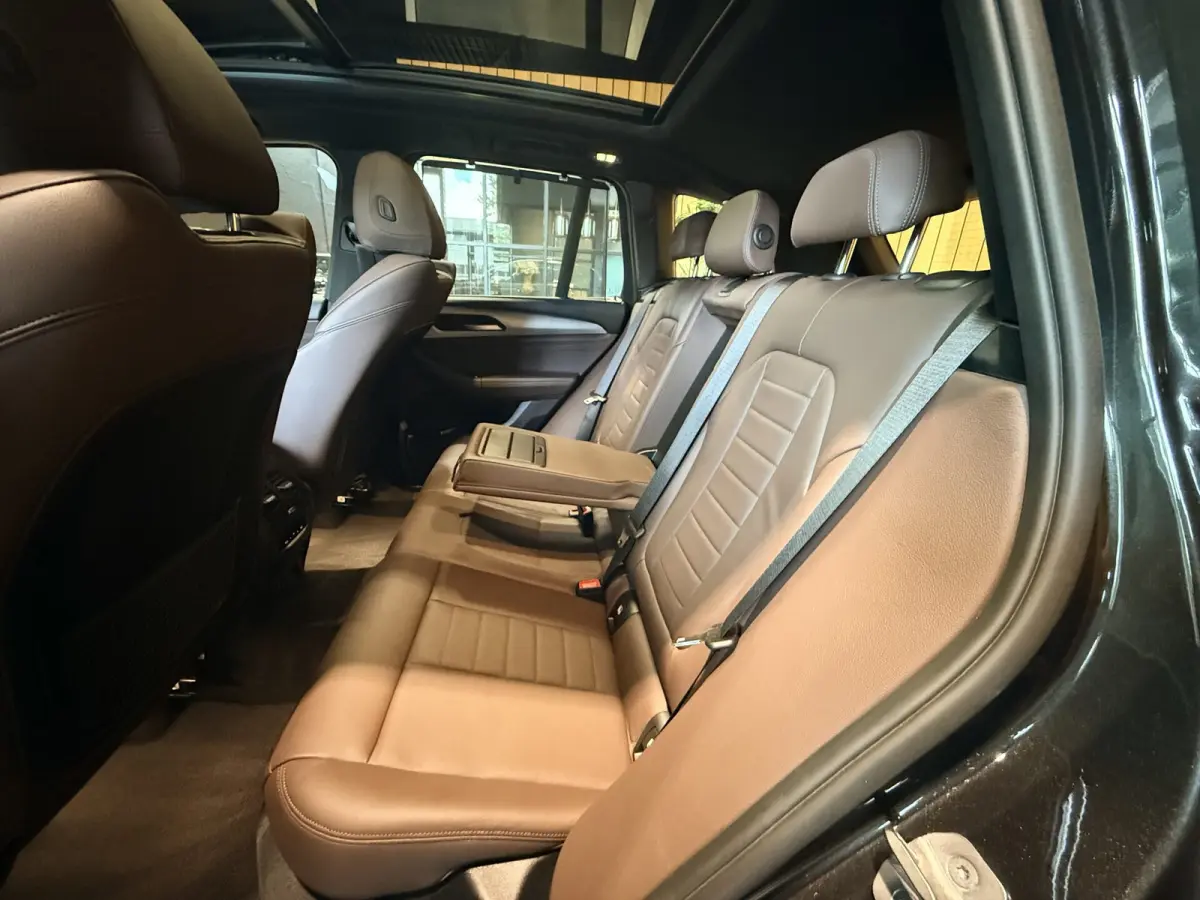 xDrive20i High Executive Launch Edition