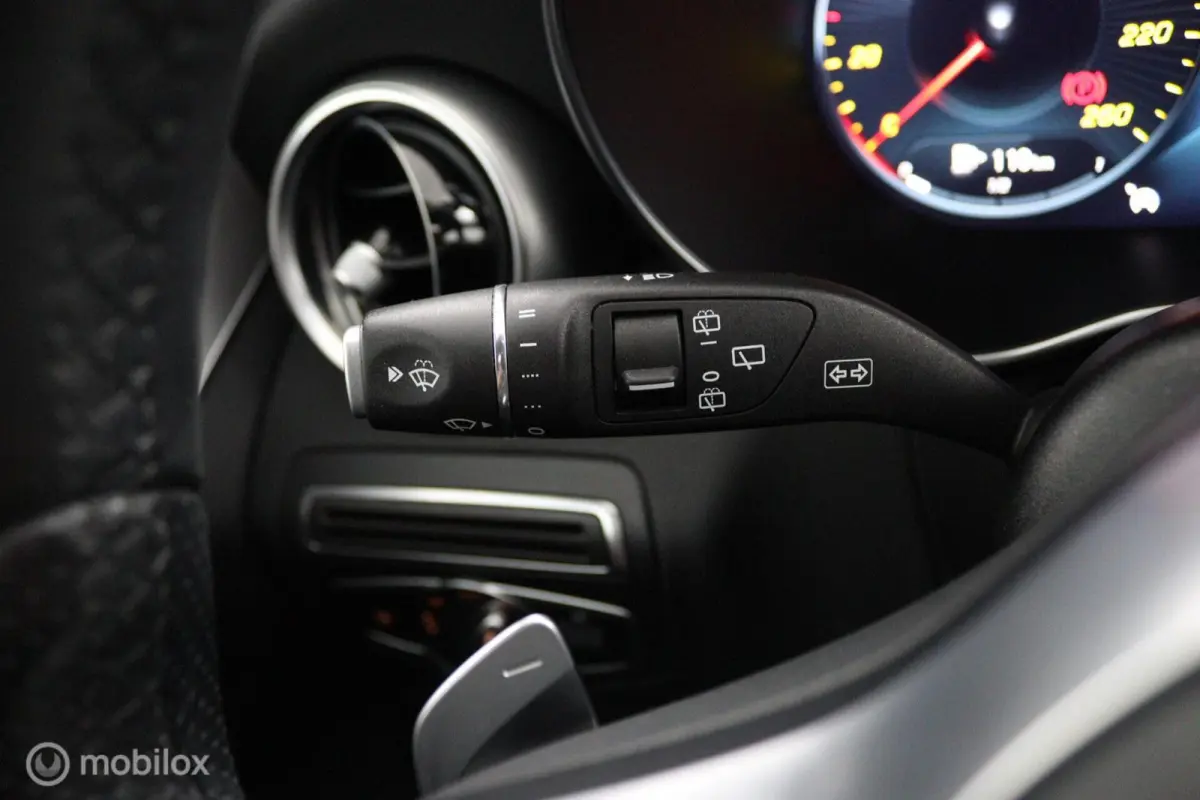 180 Business Solution AMG | Pano | Elektrische kofferklep | AMG | Cruisecontrol
