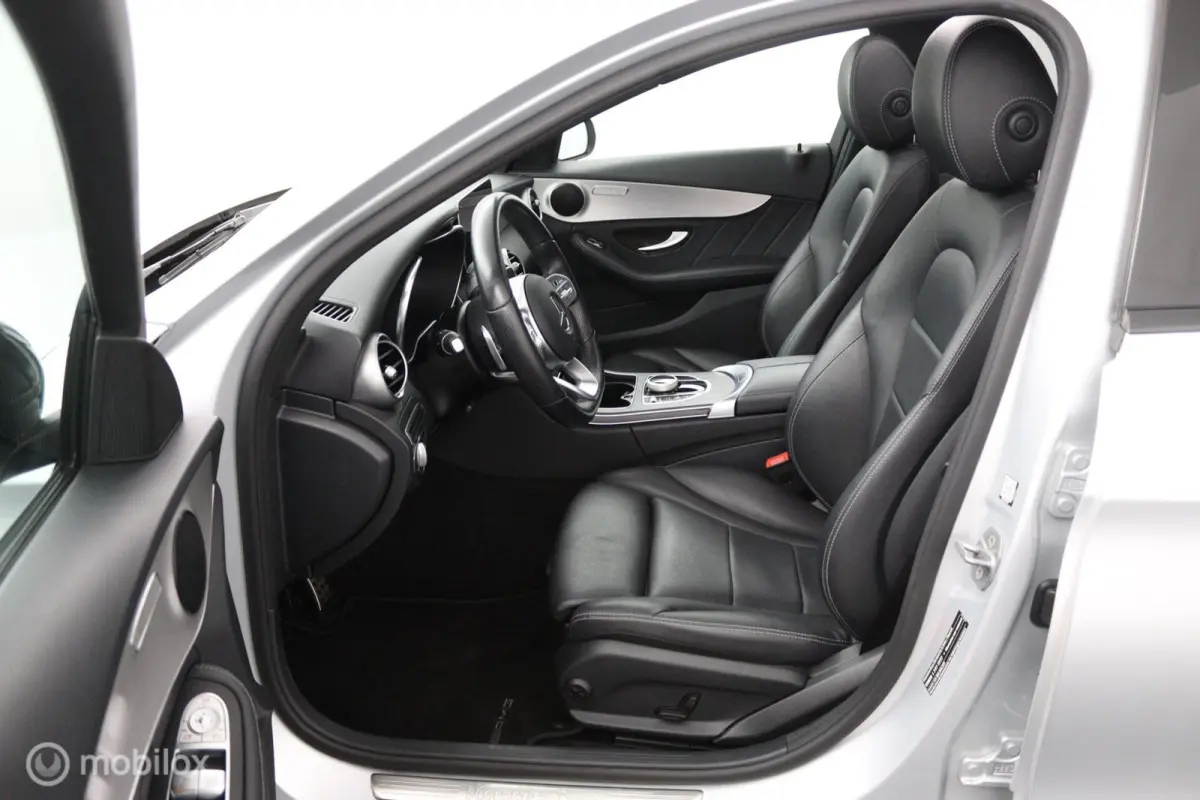 180 Business Solution AMG | Pano | Elektrische kofferklep | AMG | Cruisecontrol