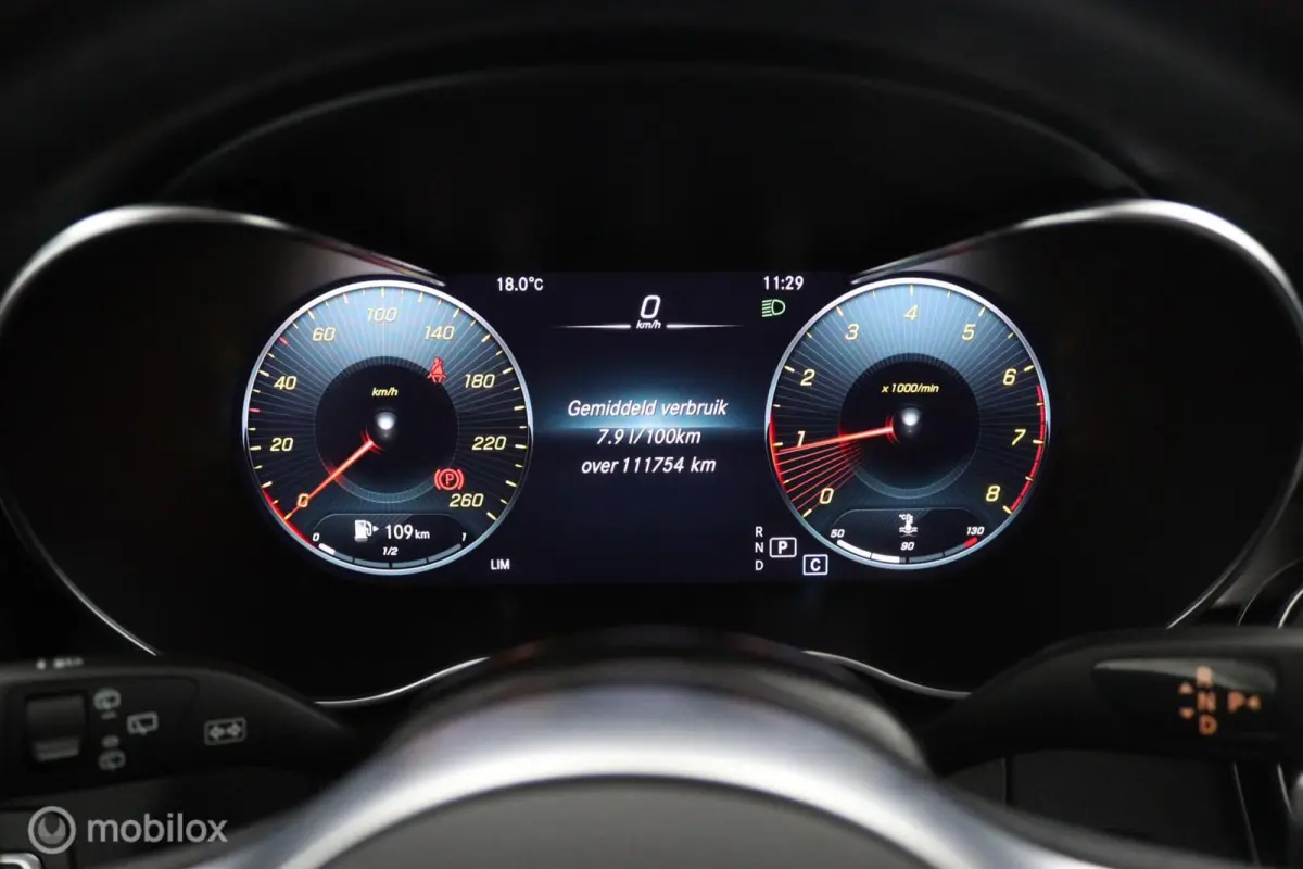 180 Business Solution AMG | Pano | Elektrische kofferklep | AMG | Cruisecontrol