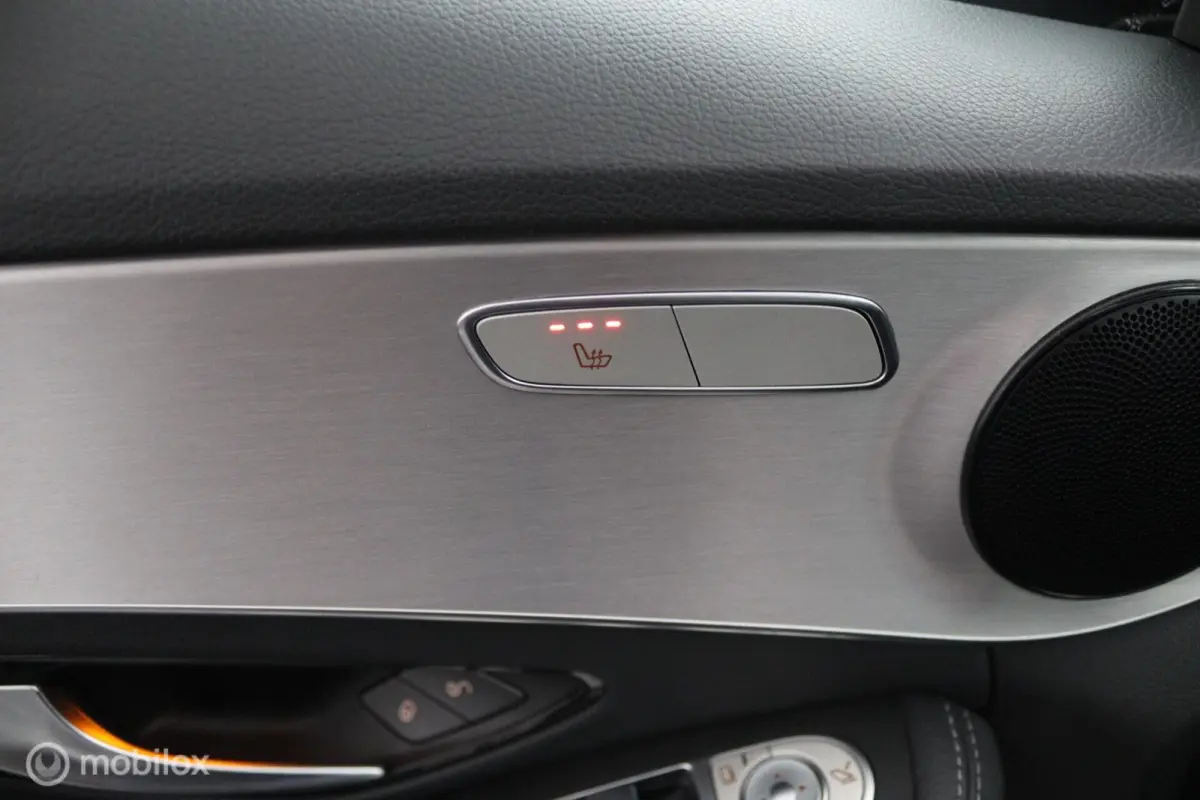 180 Business Solution AMG | Pano | Elektrische kofferklep | AMG | Cruisecontrol