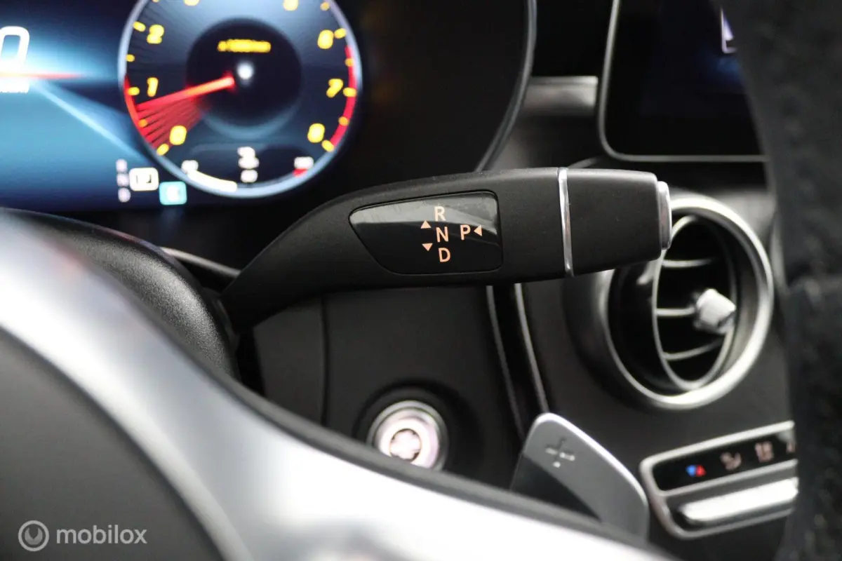 180 Business Solution AMG | Pano | Elektrische kofferklep | AMG | Cruisecontrol