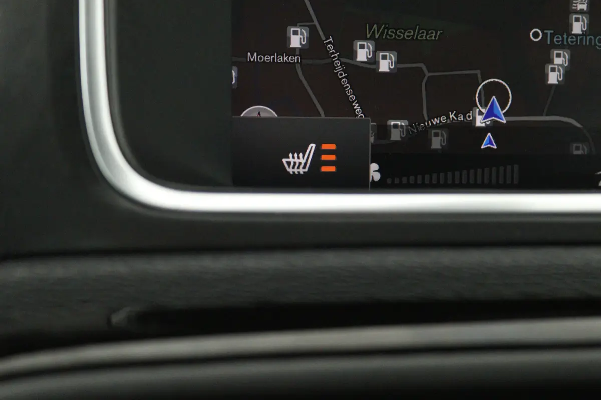 1.5 T3 Dynamic Edition (PANORAMADAK, STOELVERWARMING, CAMERA, NAVIGATIE, PARKEERSENSOREN)