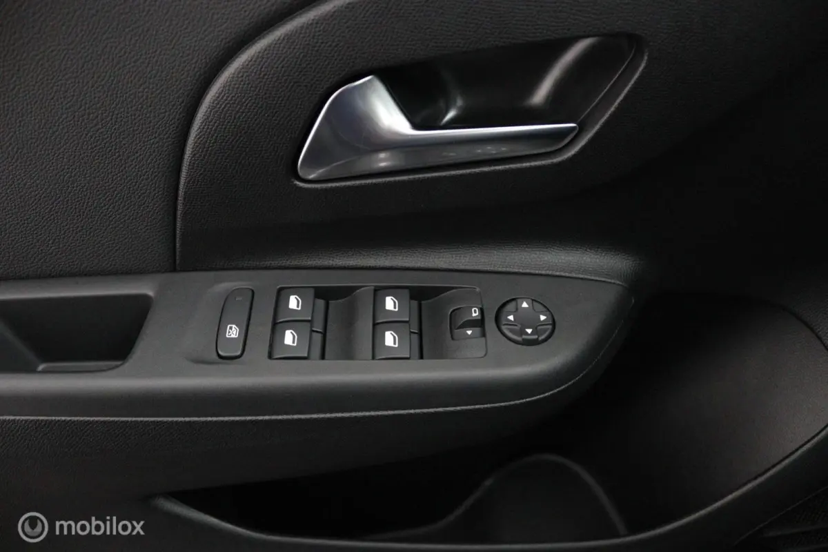 1.2 Turbo Hybrid GS | Camera | Apple CarPlay & Android Auto | DAB | Stoel-Stuurverw.