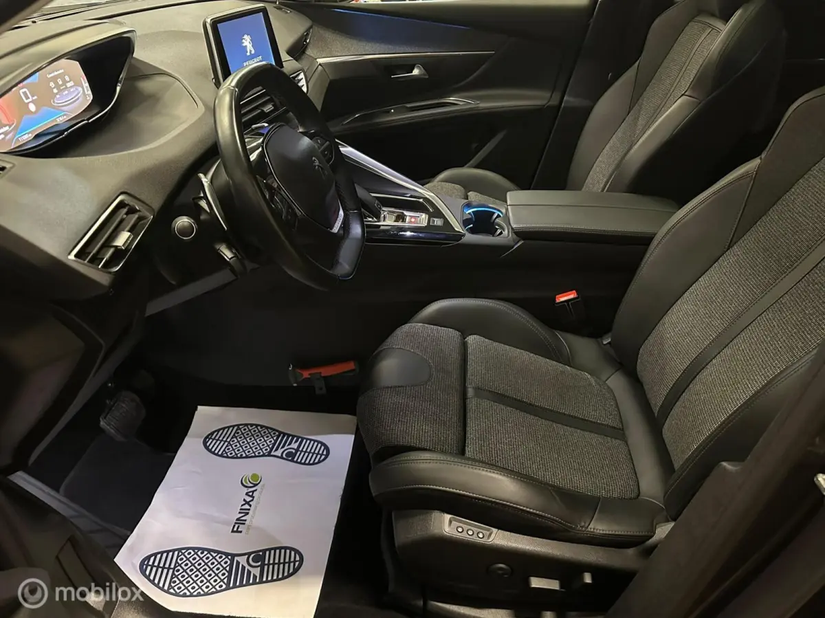 1.2 PureTech Blue Lease Premium Avantage
