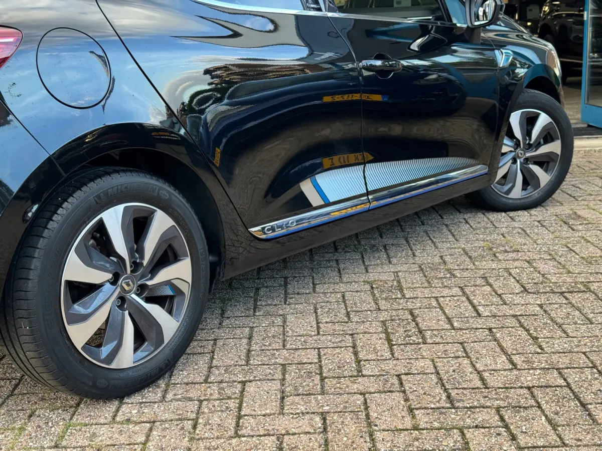 1.6 E-Tech Hybrid 140 R.S. Line AUT NAVI NAP