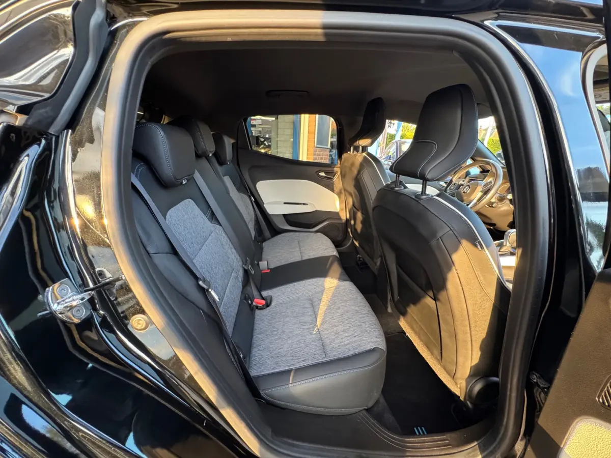 1.6 E-Tech Hybrid 140 R.S. Line AUT NAVI NAP