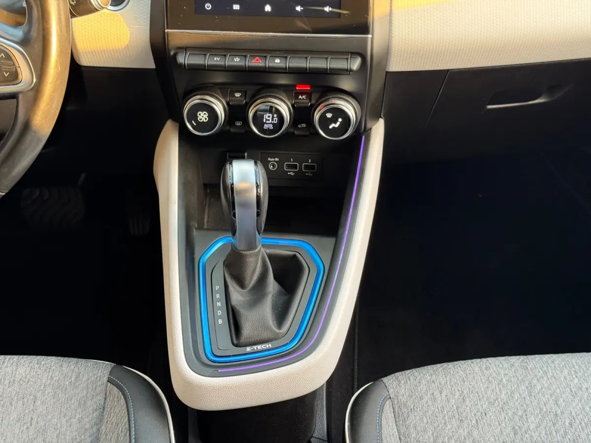 1.6 E-Tech Hybrid 140 R.S. Line AUT NAVI NAP