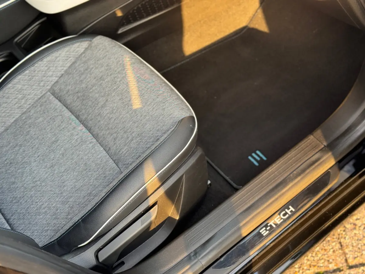 1.6 E-Tech Hybrid 140 R.S. Line AUT NAVI NAP