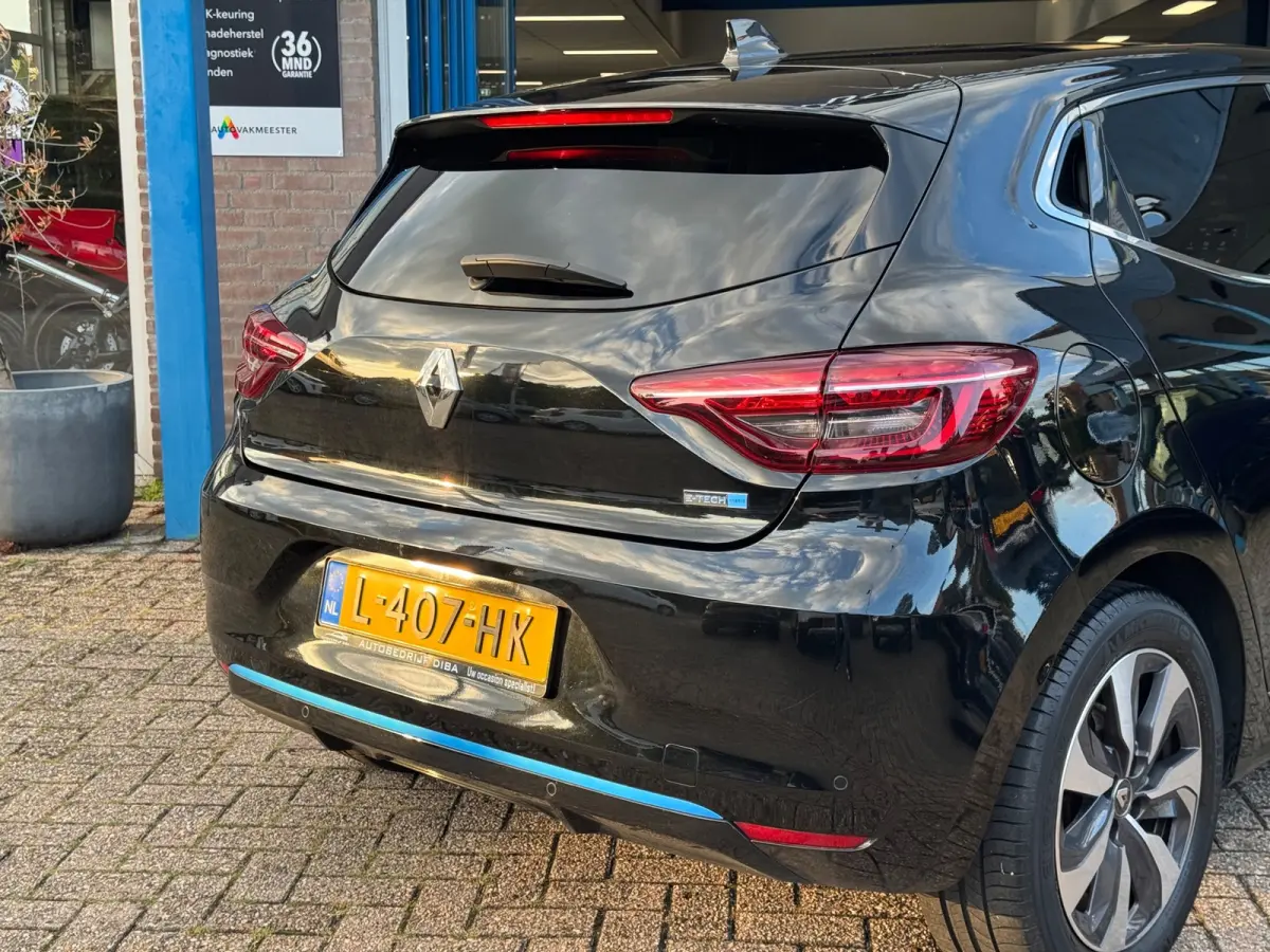 1.6 E-Tech Hybrid 140 R.S. Line AUT NAVI NAP