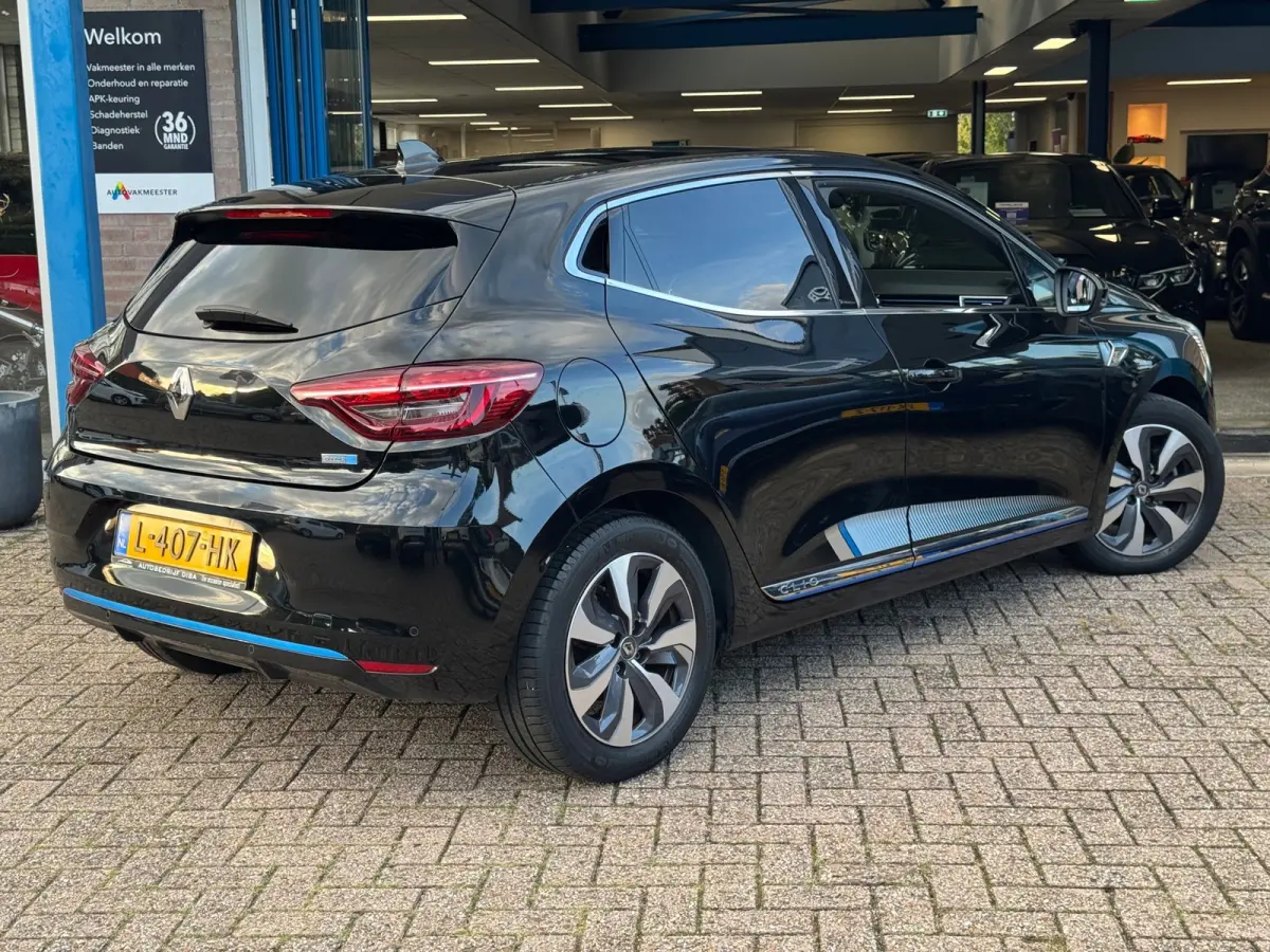 1.6 E-Tech Hybrid 140 R.S. Line AUT NAVI NAP